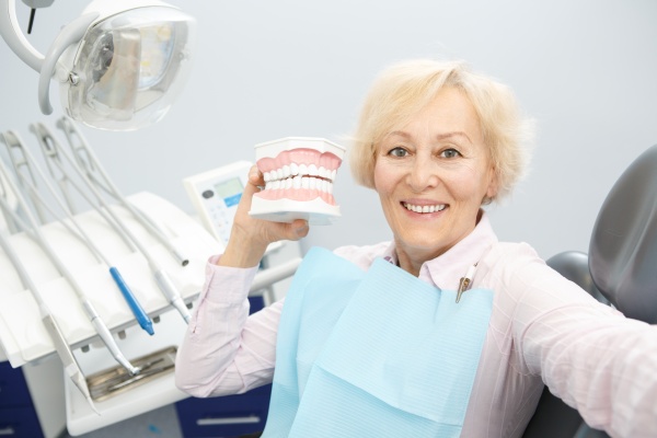 How To Know If You Need Denture Adjustment, Repair Or Replacement