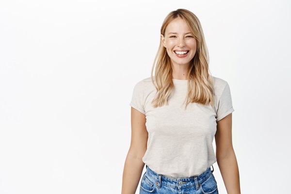 How A Restorative Dentist Can Replace Missing Teeth